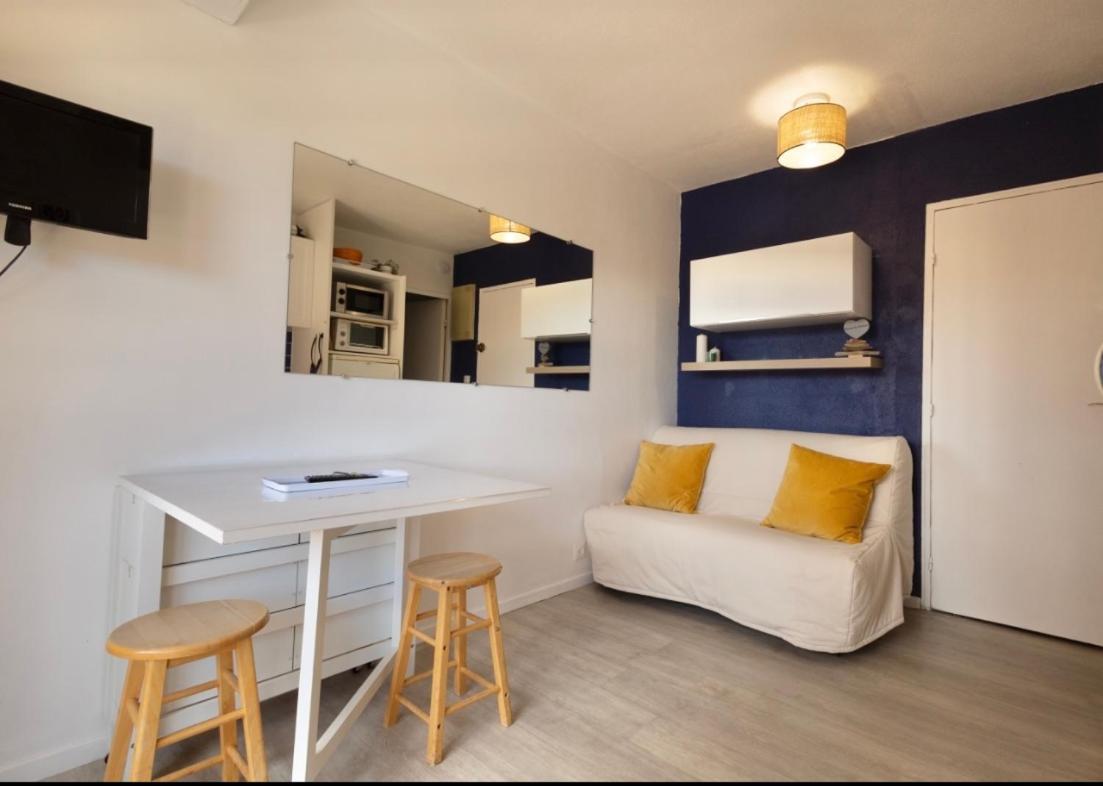 Studio Cabine Les Rives De La Faviere Piscine Et Tennis Les Pieds Dans L'Eau 봄레미모사 외부 사진